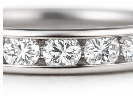 レール留めの画像